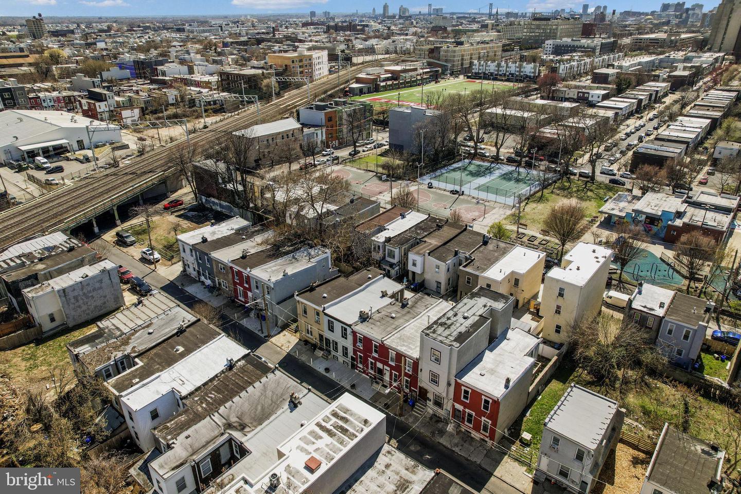 1126 W Nevada St Property Photo 16