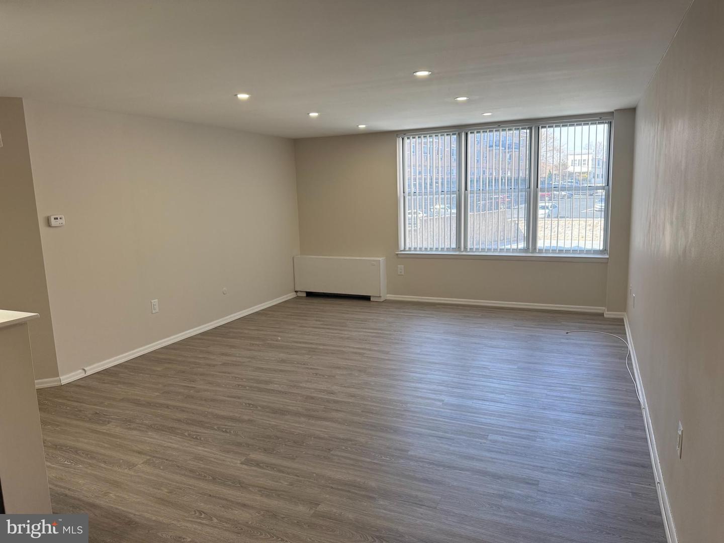 6100 Henry Ave #3k Property Photo 5