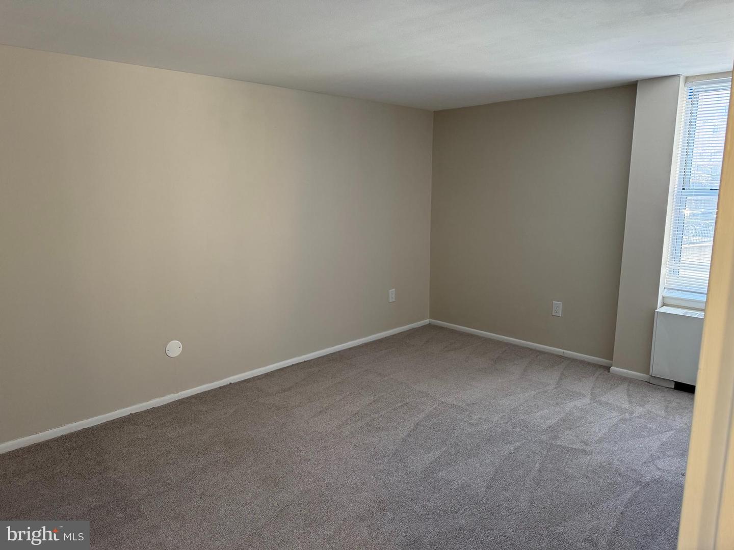 6100 Henry Ave #3k Property Photo 7