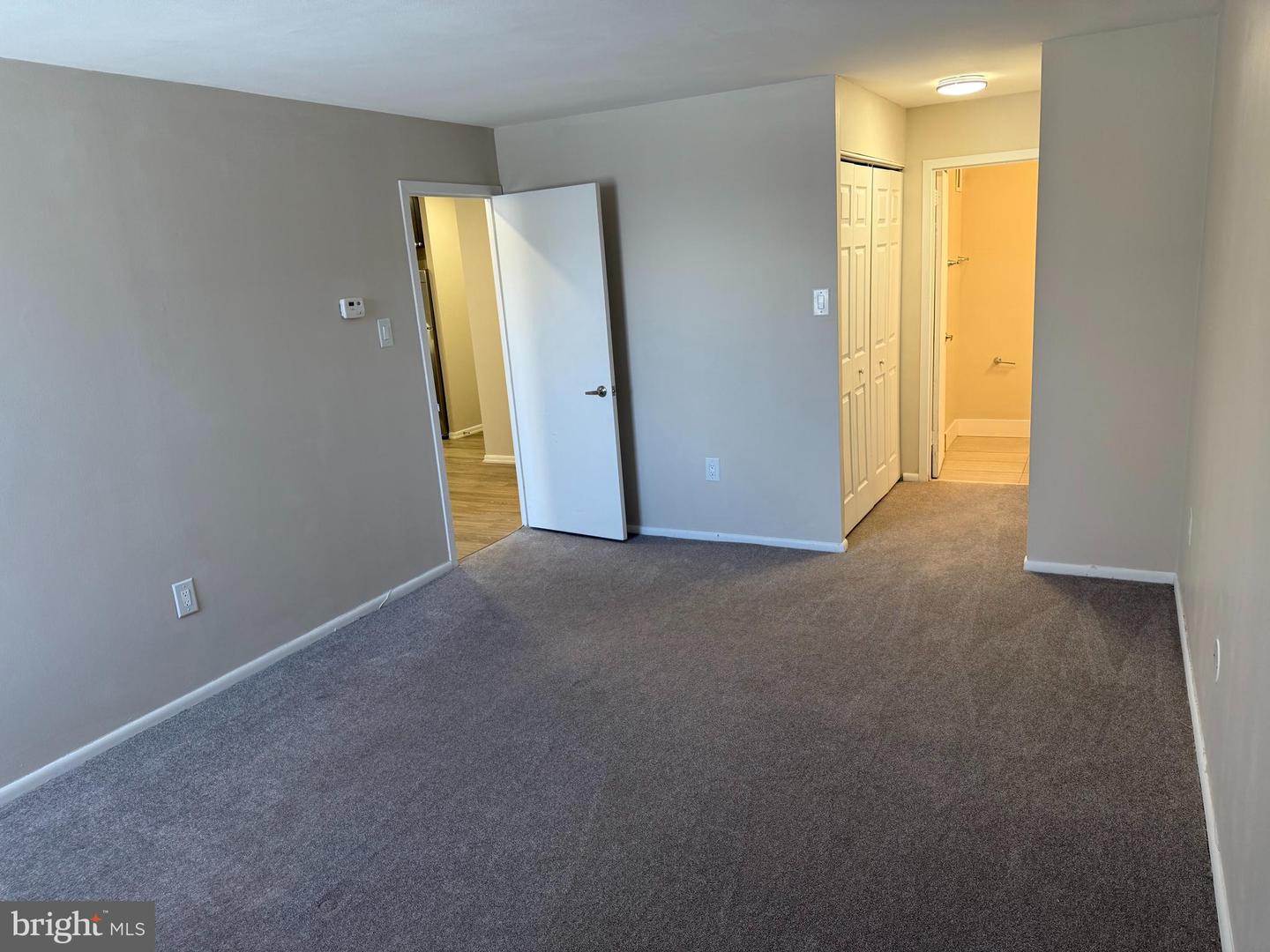 6100 Henry Ave #3k Property Photo 8