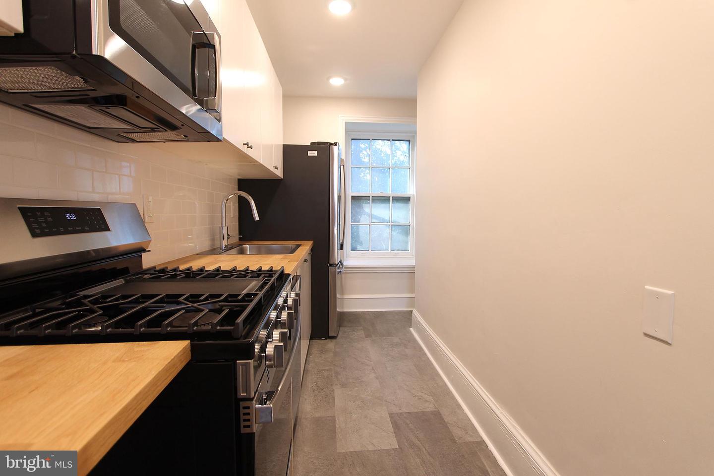 5313 Baynton St Property Photo 7