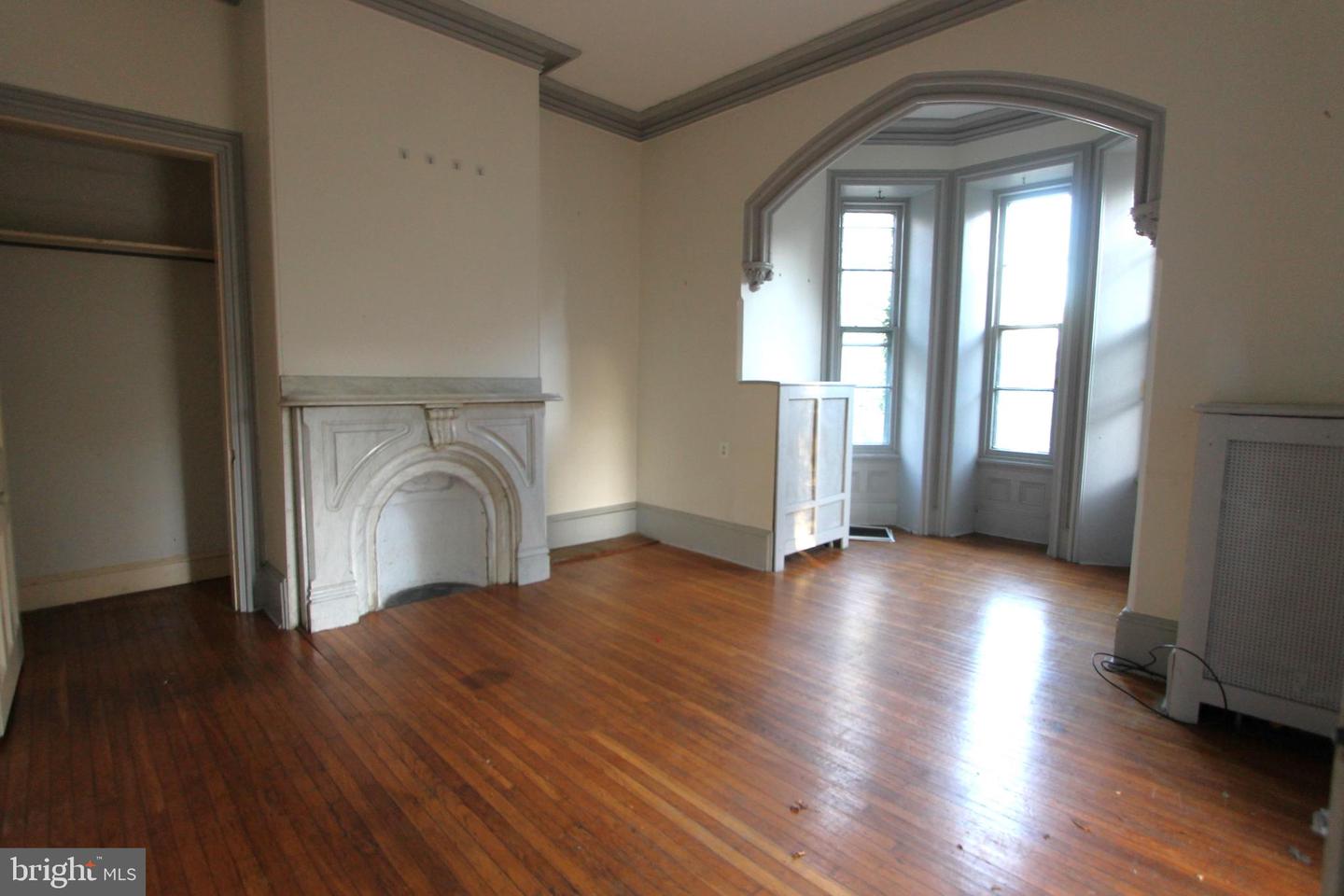 5313 Baynton St Property Photo 9