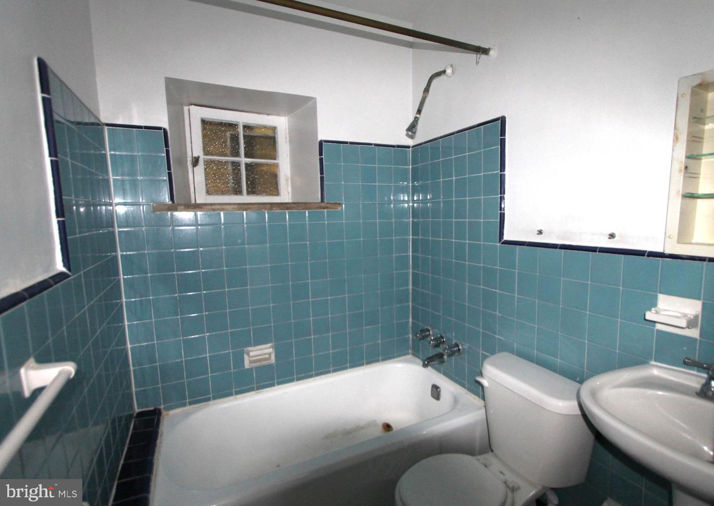 5313 Baynton St Property Photo 13