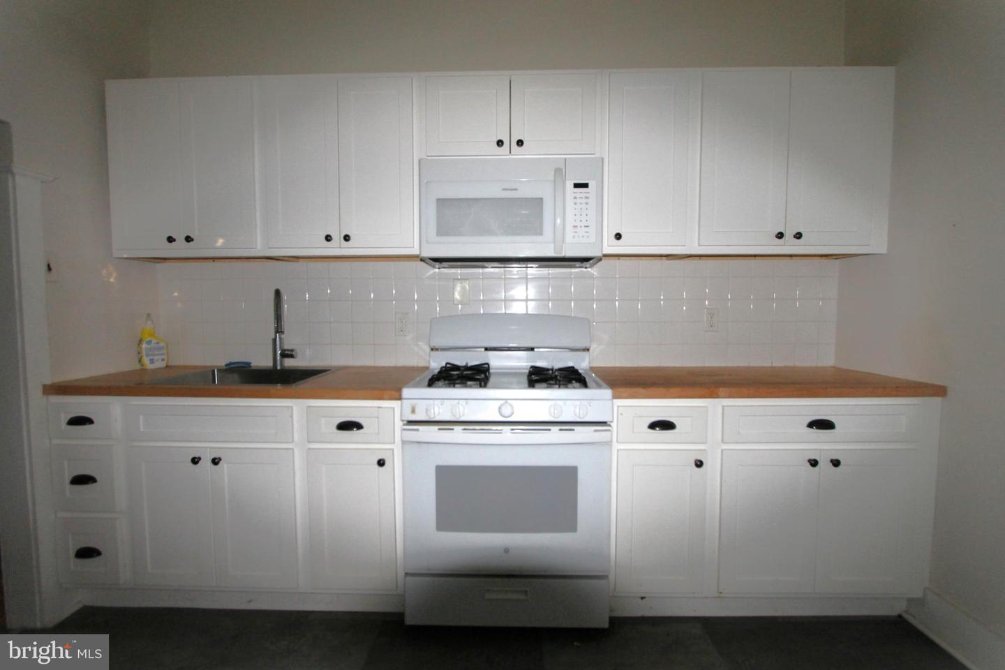 5313 Baynton St Property Photo 16