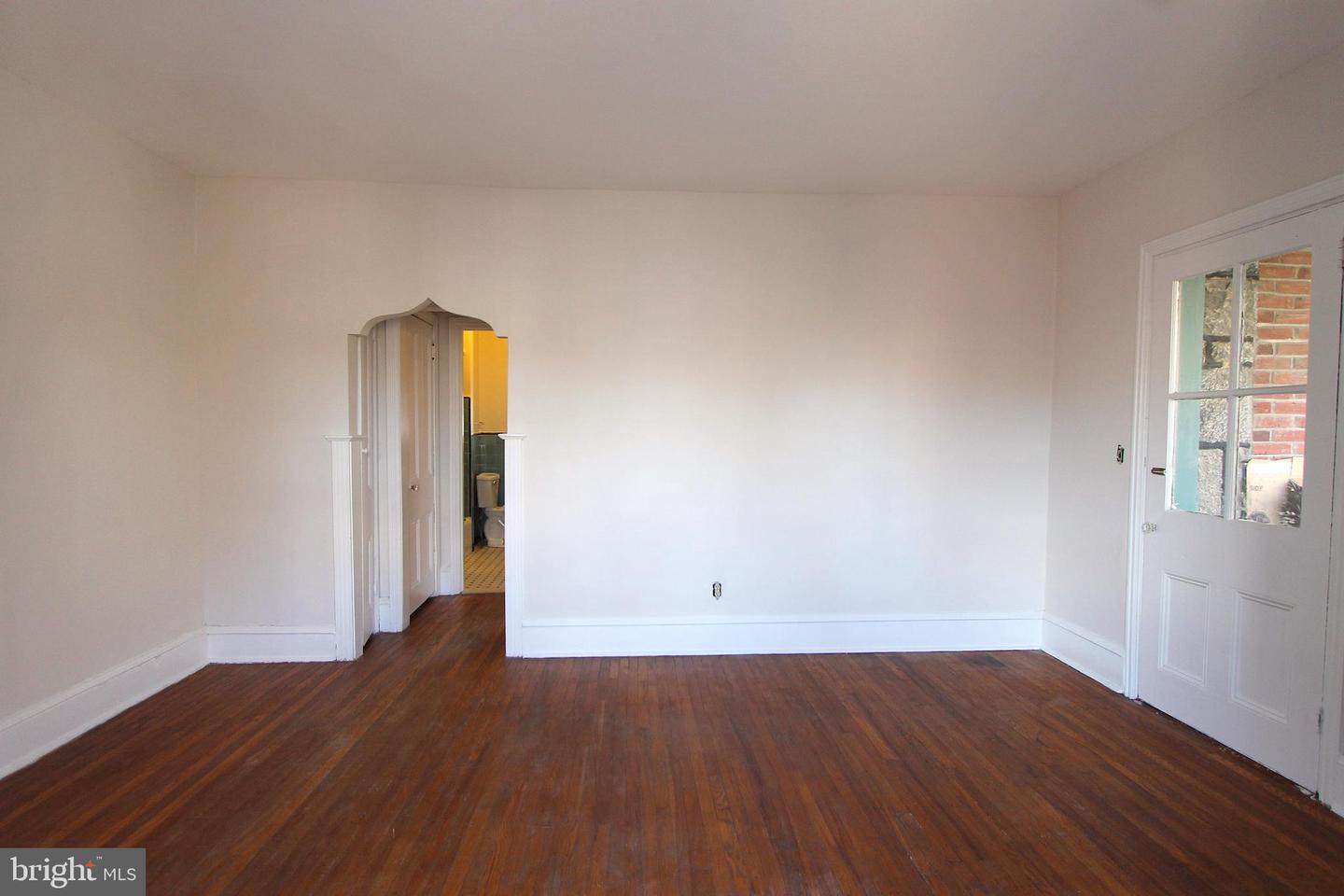 5313 Baynton St Property Photo 19