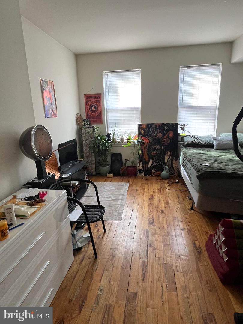 4011 Baring St Property Photo 13