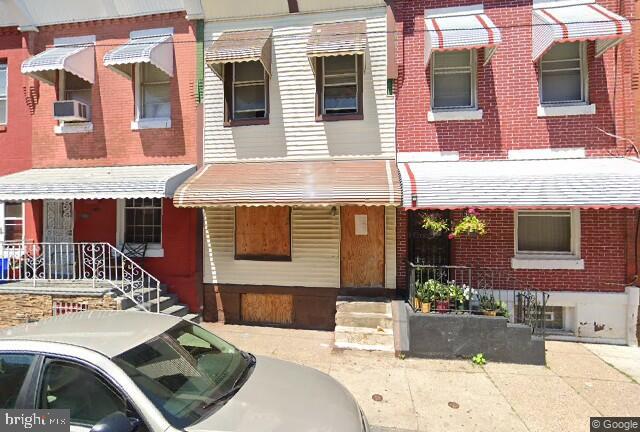 2750 N Hemberger St Property Photo