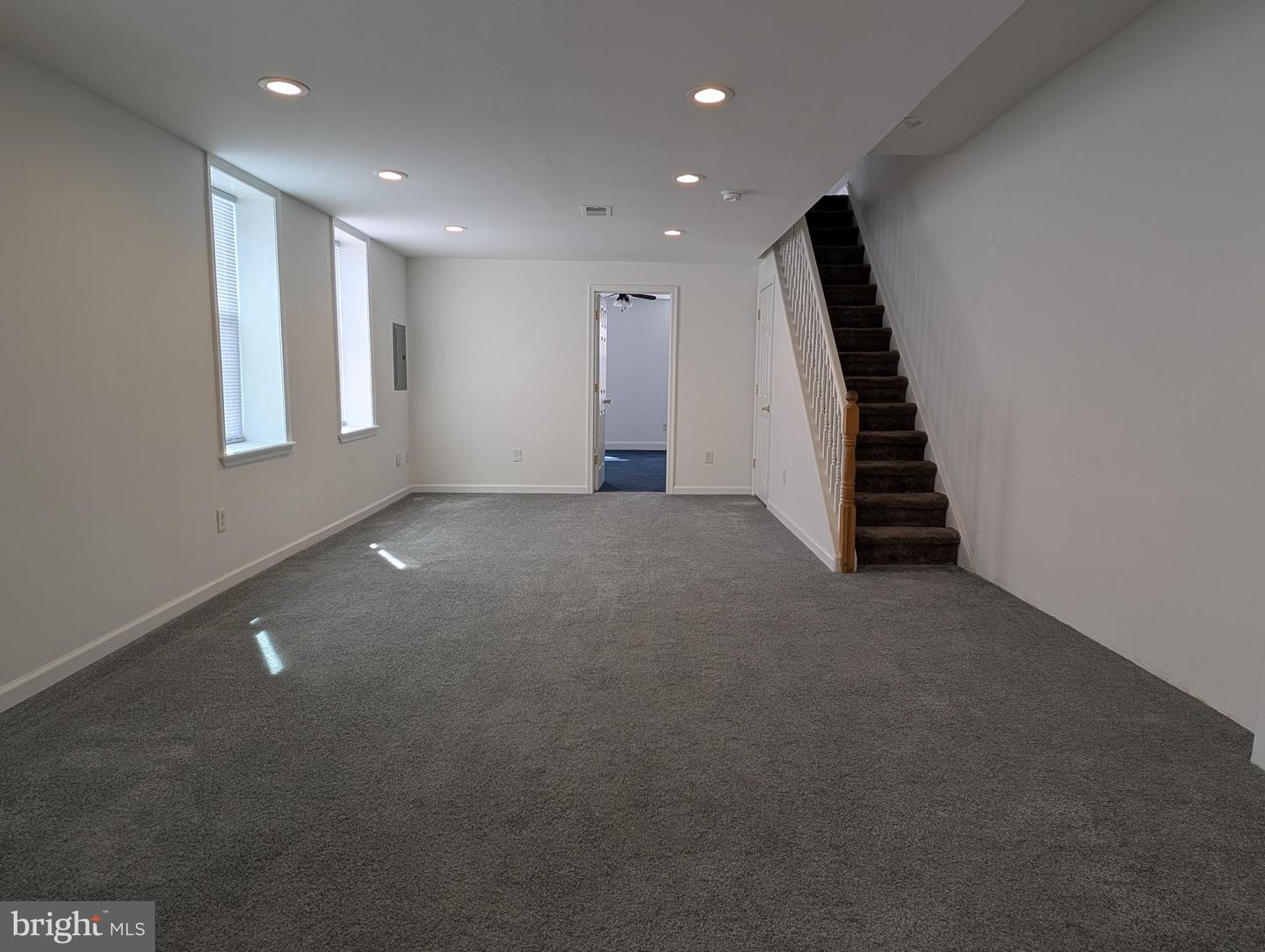 2532 Coral St #2 Property Photo 6