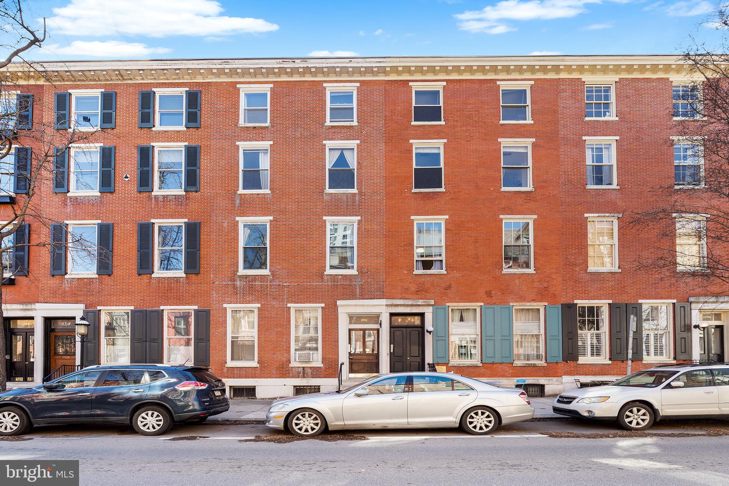 1712 Pine St Property Photo 1