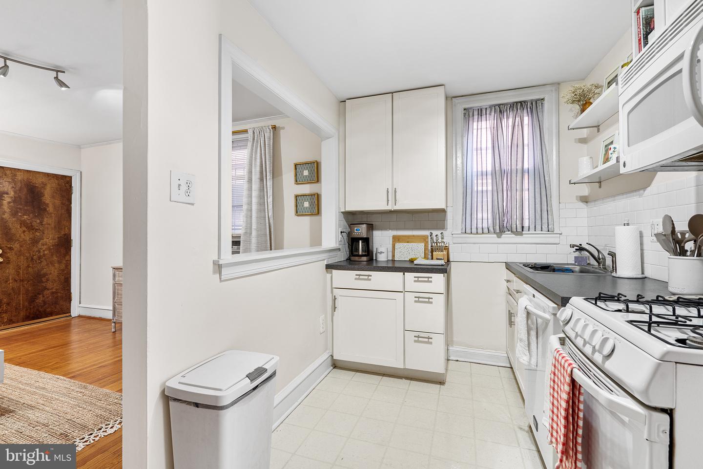 1712 Pine St Property Photo 8