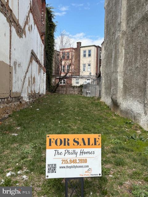 4033 W Girard Ave Property Photo 5