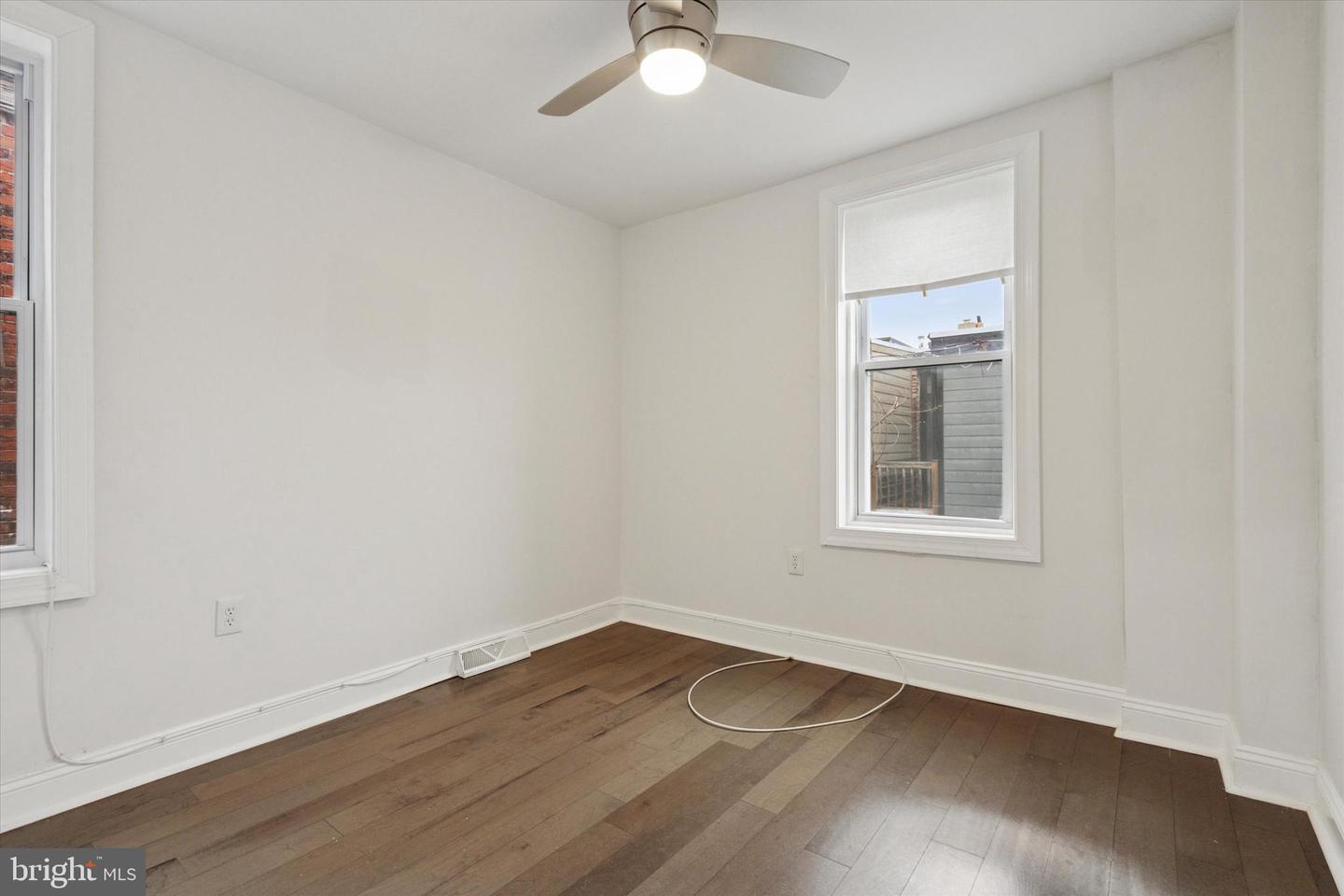 5121 Hadfield St Property Photo 10