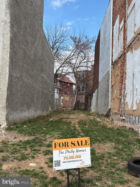 4037 W Girard Ave Property Photo 5