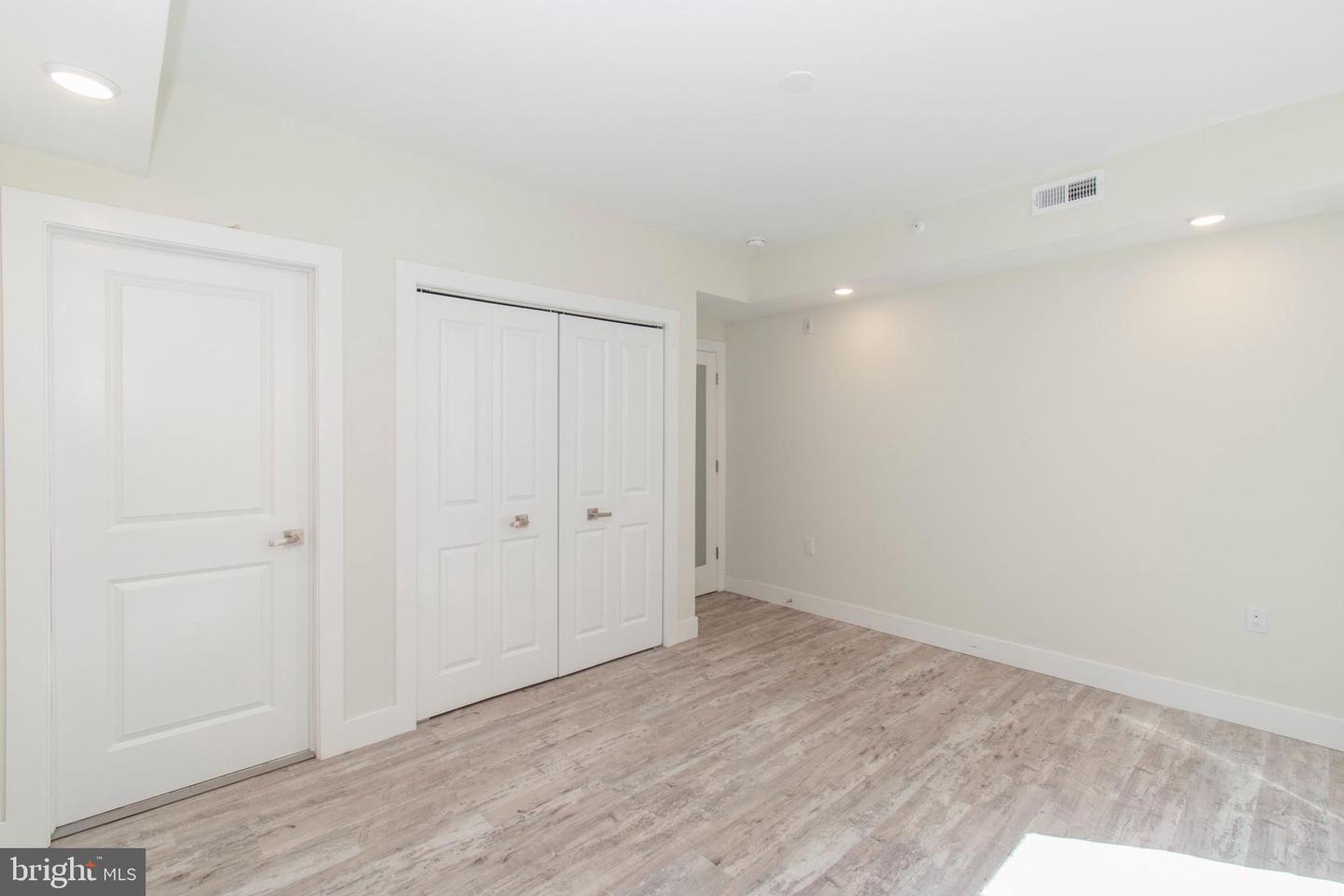 1533-39 Parrish St Property Photo 30