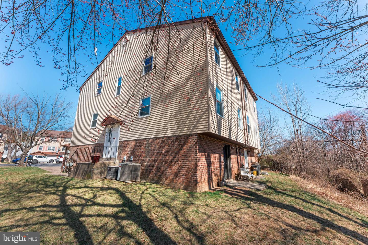 13093 Blakeslee Dr Property Photo 3