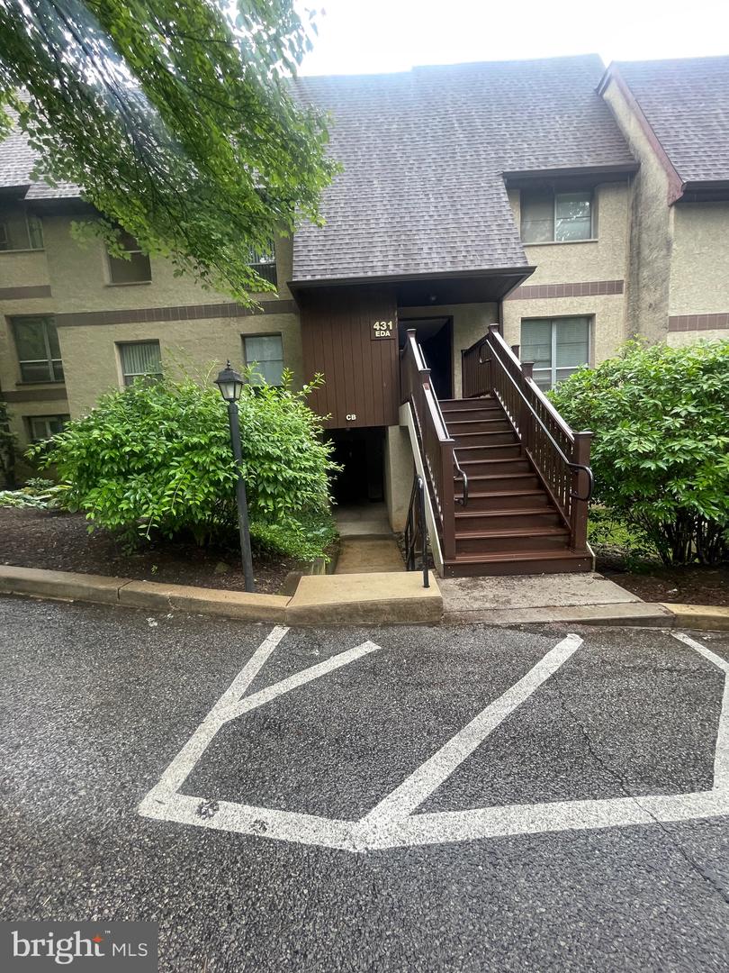 431 Shawmont Ave #c Property Photo