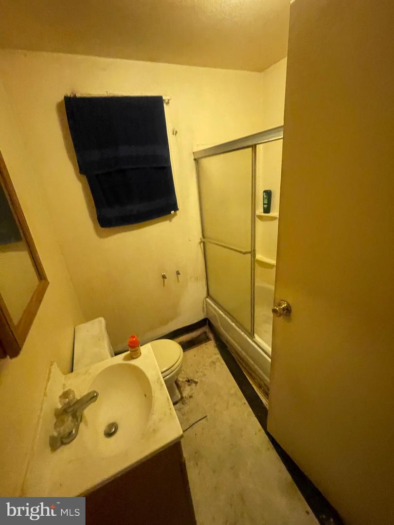 75 E High St Property Photo 6
