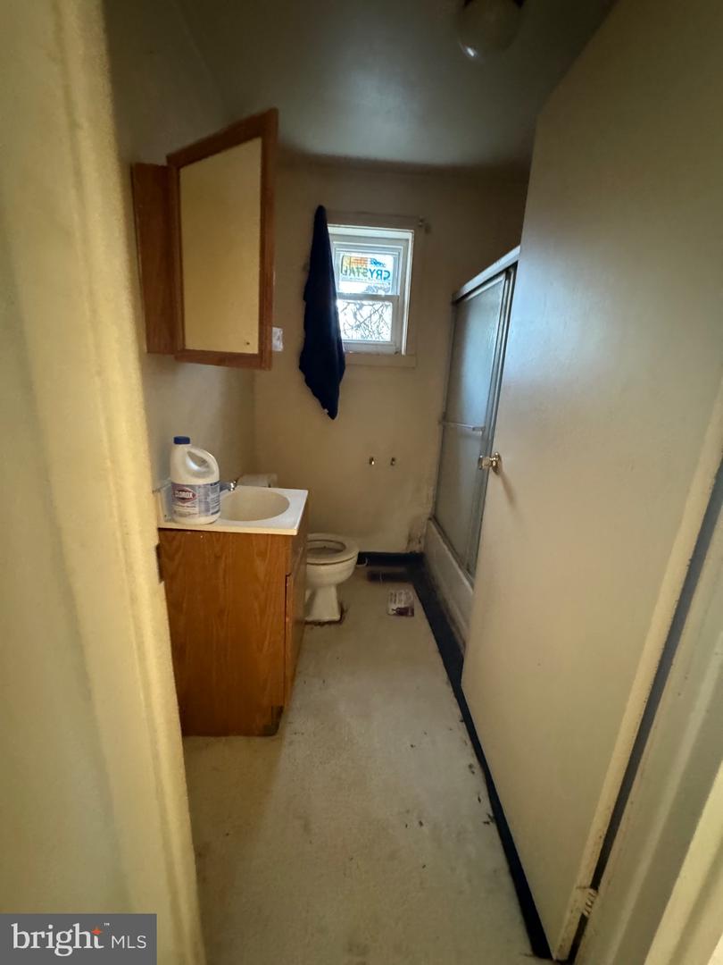 75 E High St Property Photo 16
