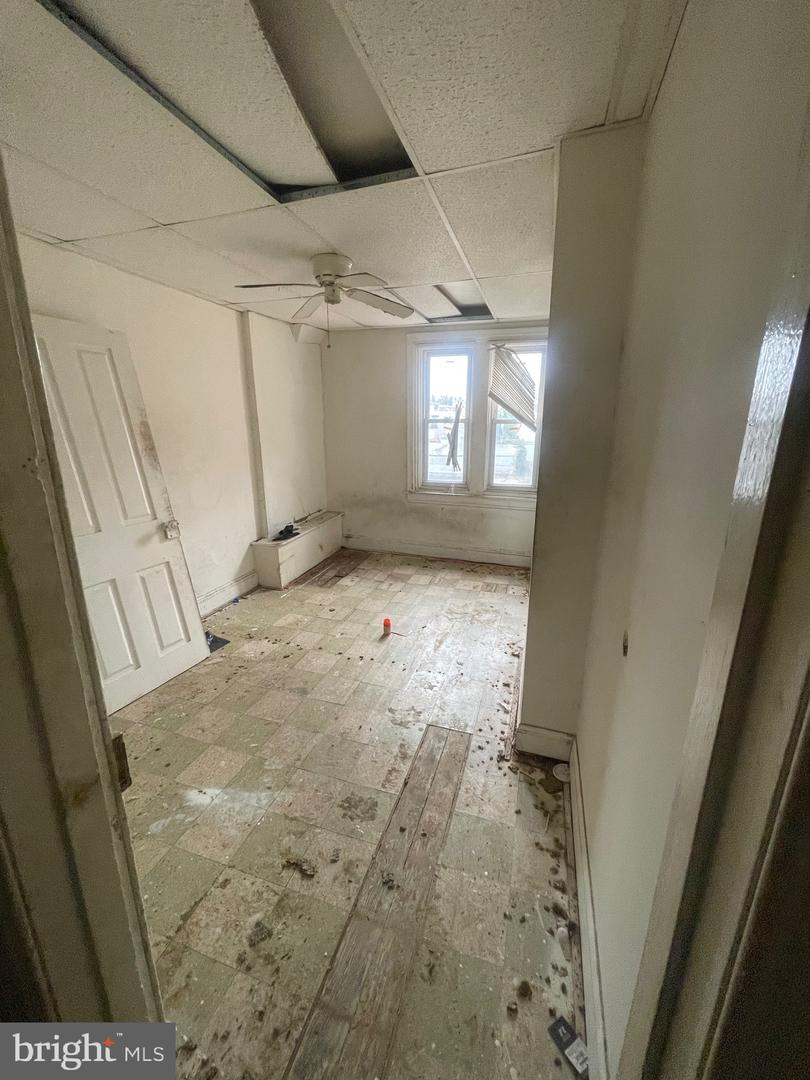 79 E High St Property Photo 7