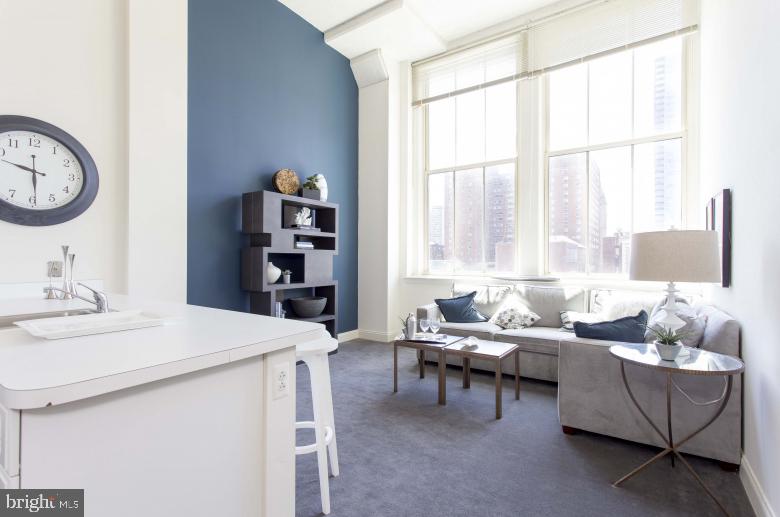 2121-41 Market St #707 Property Photo 4