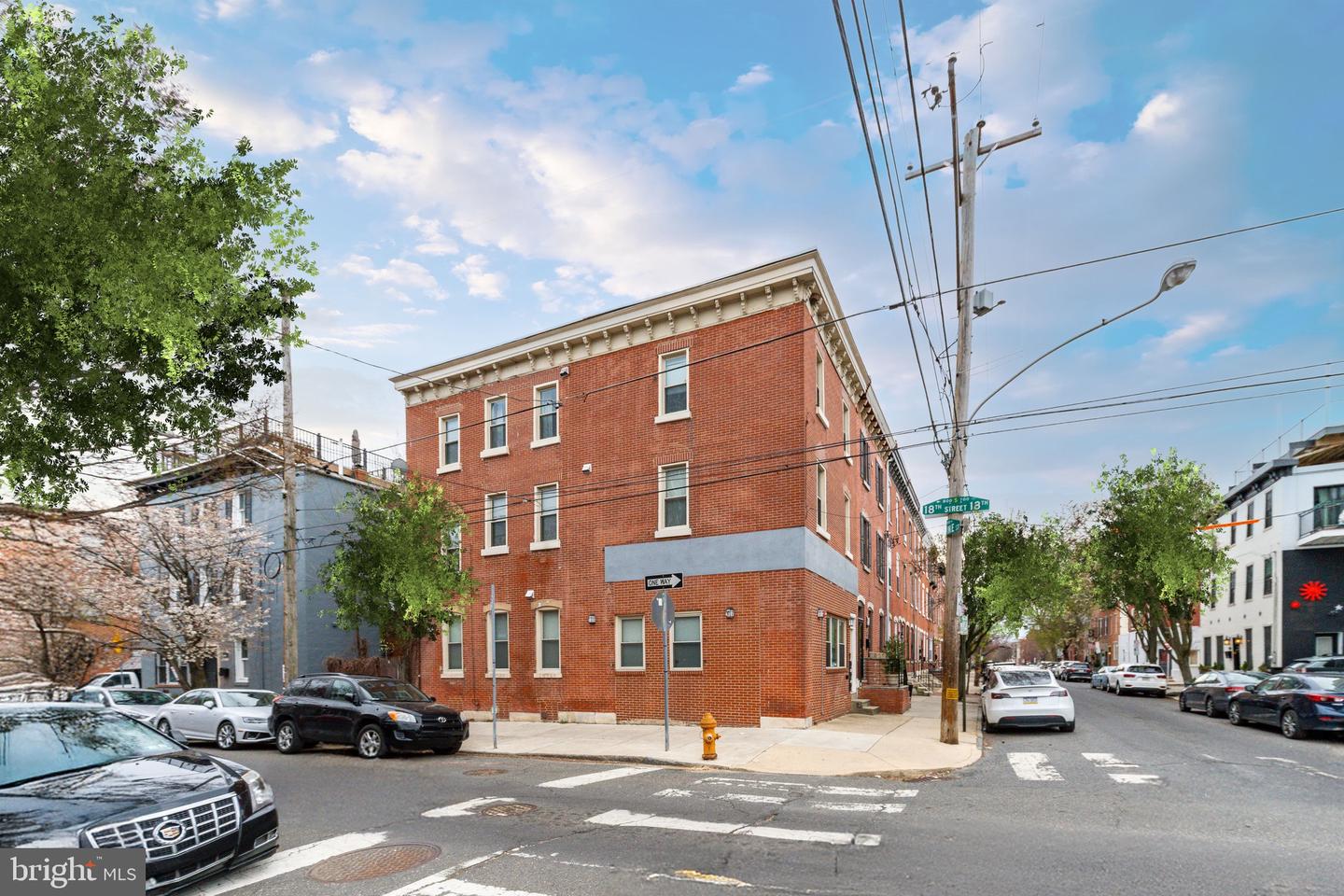 1800 Catharine St Property Photo 1