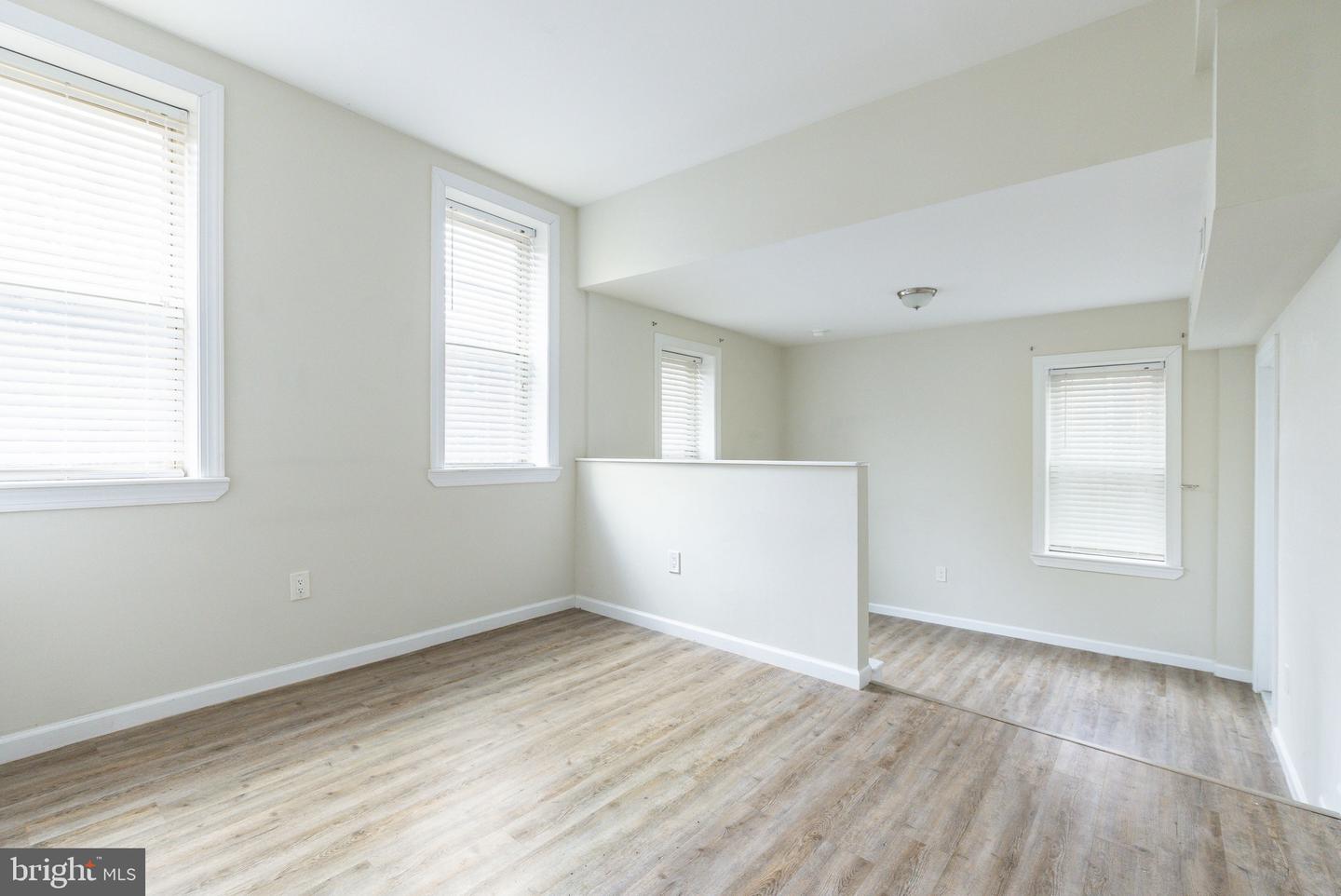 1800 Catharine St Property Photo 13
