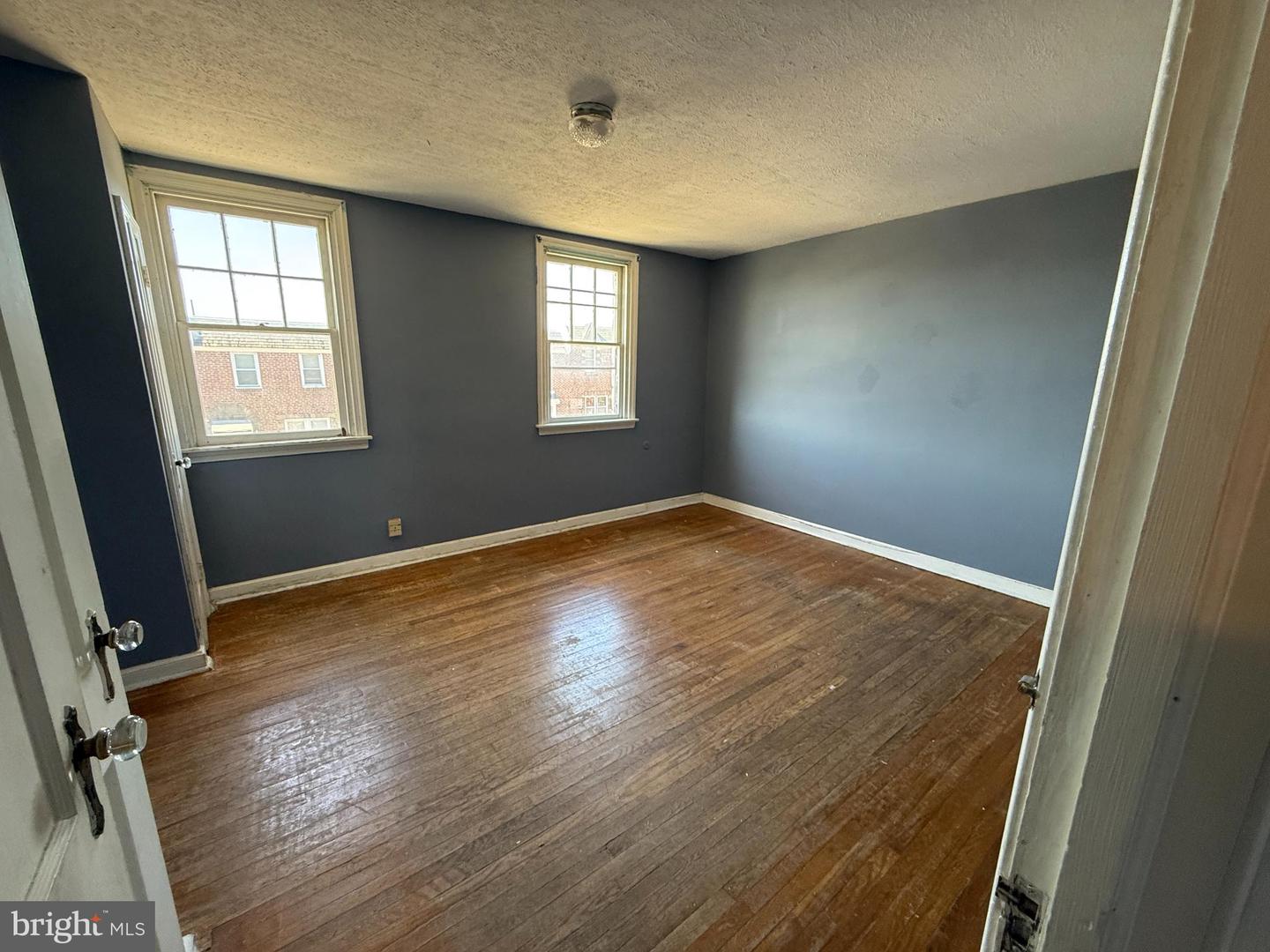 1347 Wells St Property Photo 6