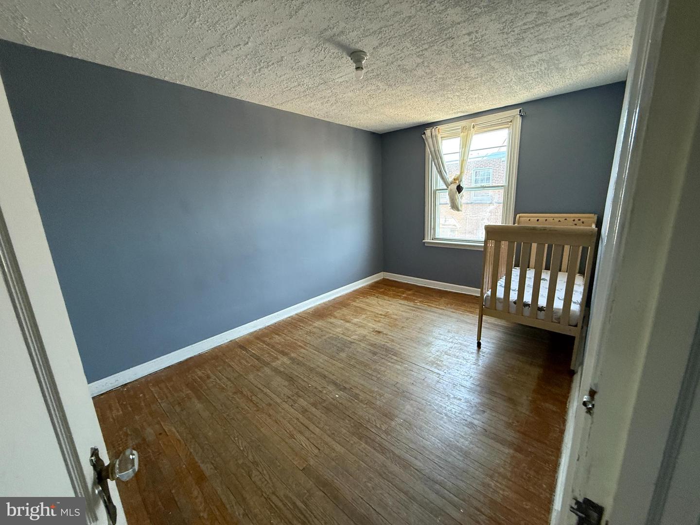 1347 Wells St Property Photo 8