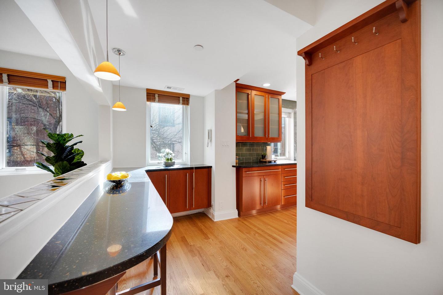 1109 Manning St Property Photo 11