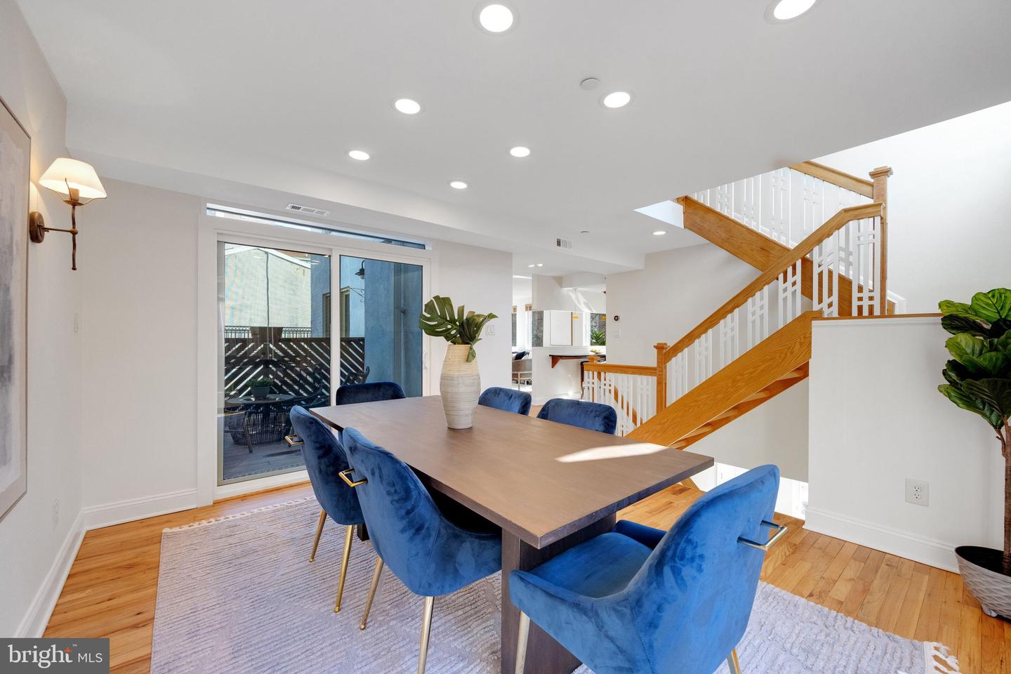 1109 Manning St Property Photo 15