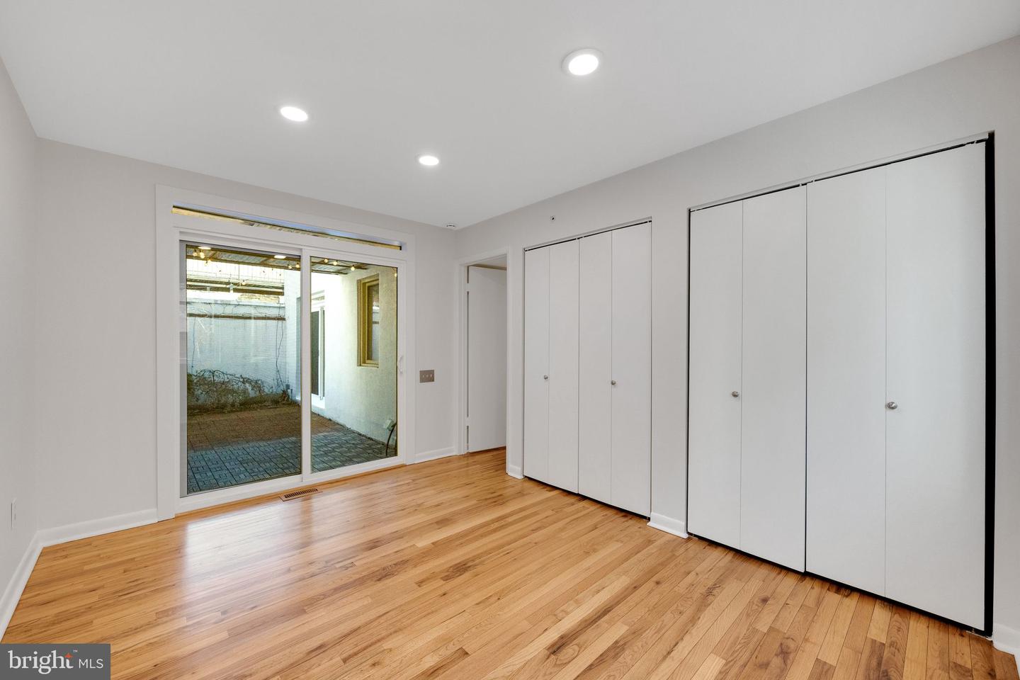 1109 Manning St Property Photo 45