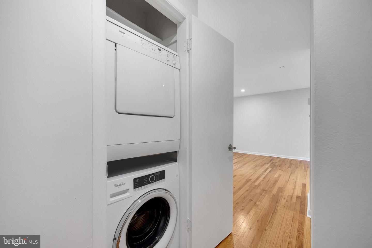 1109 Manning St Property Photo 47
