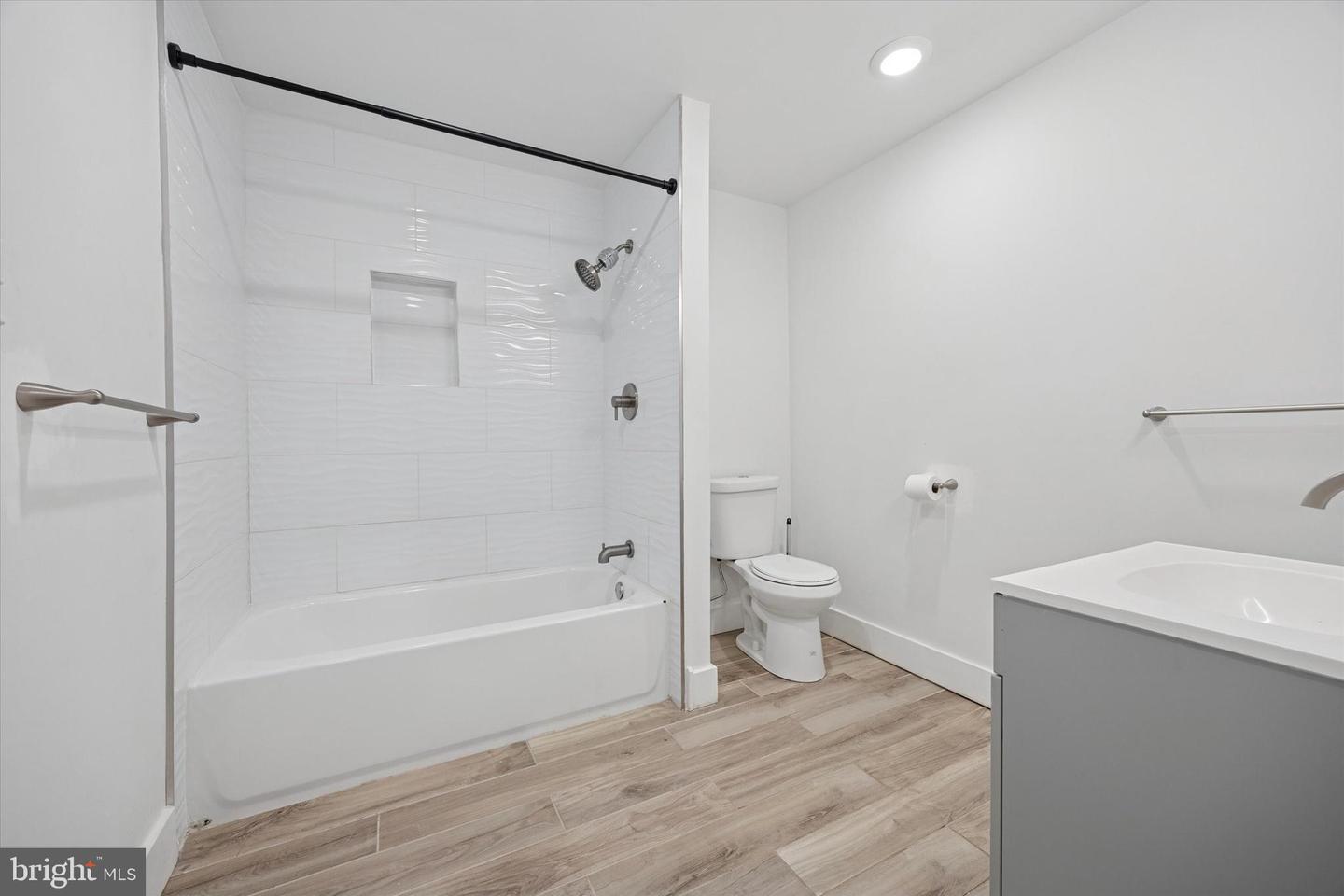 1111 Kimball St Property Photo 22