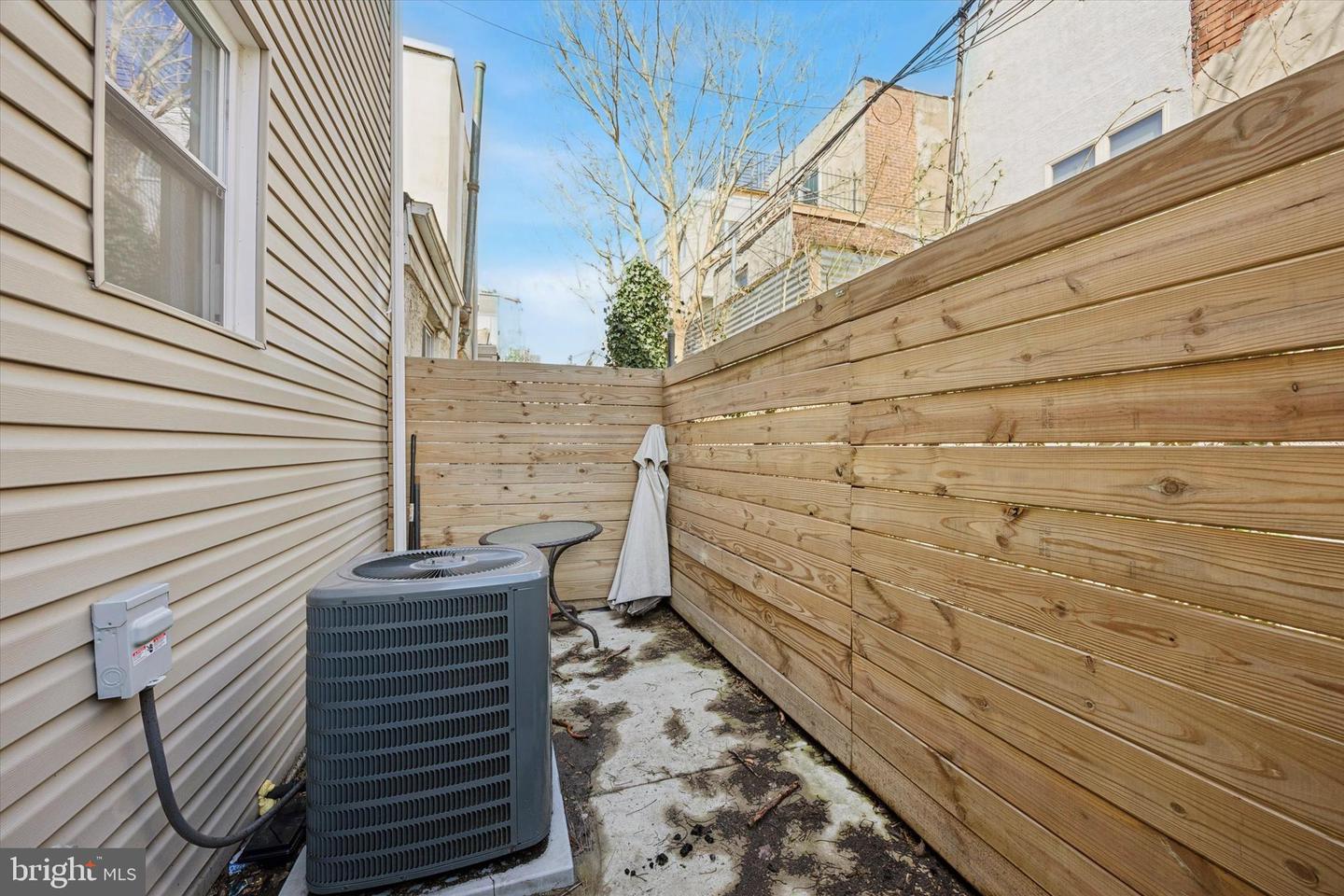 1111 Kimball St Property Photo 28
