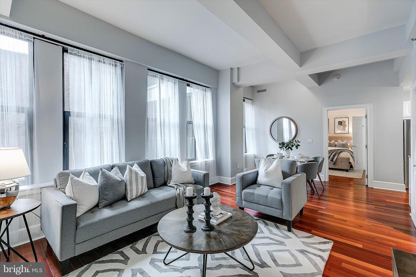1500 Chestnut St #19i Property Photo 1