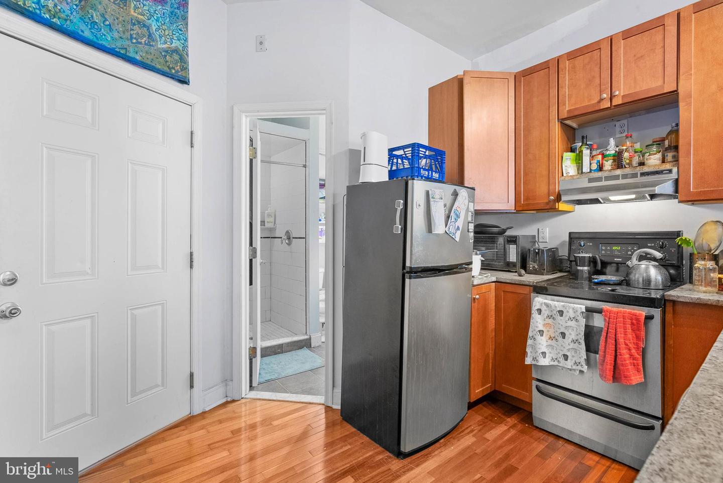 1712 W Girard Ave #2 Property Photo 6