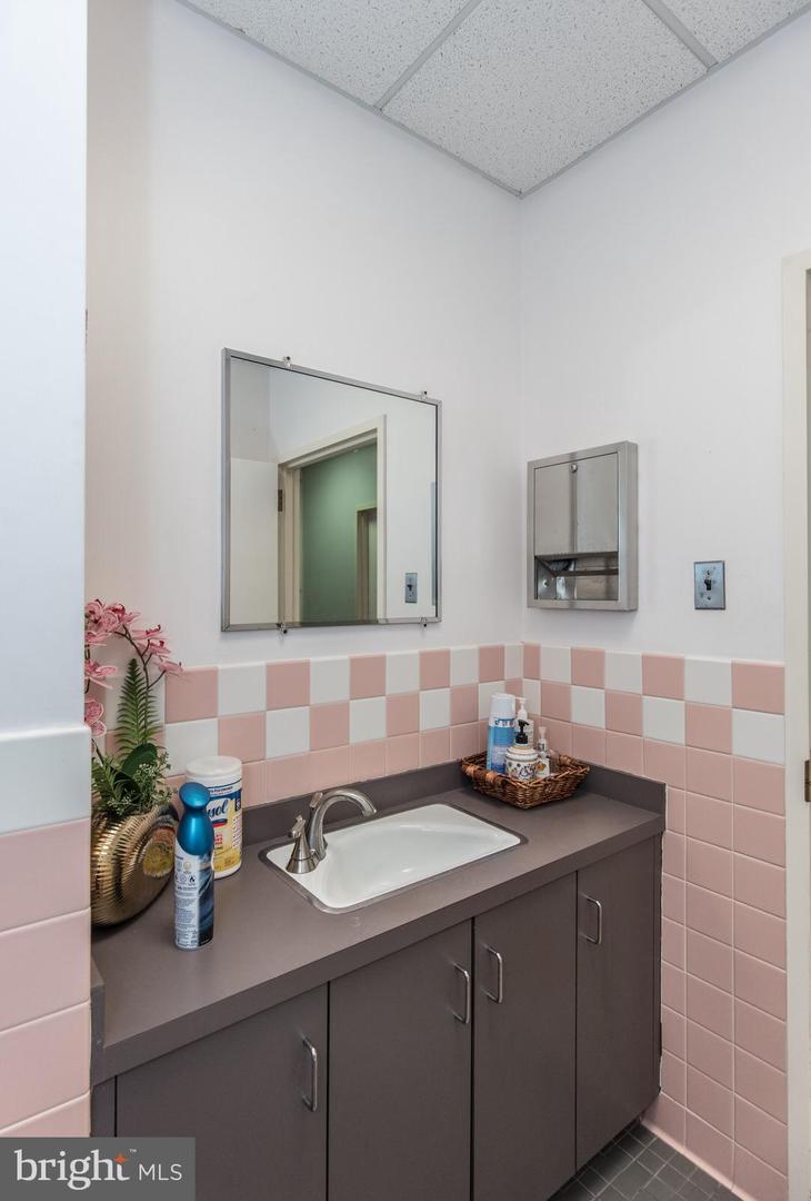 2137 Welsh Rd #2e Property Photo 59