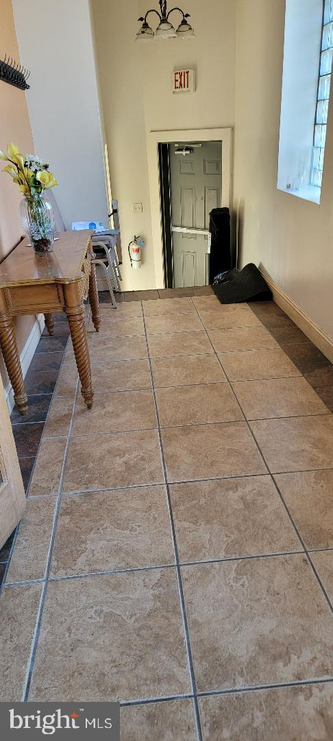 325 W Rockland St Property Photo 2