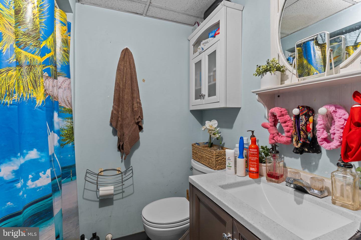 4720 Penn St Property Photo 11