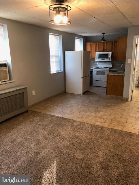 4720 Penn St Property Photo 18