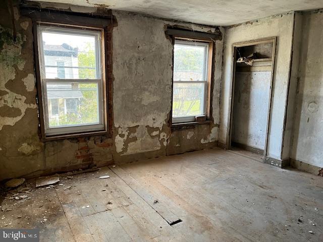 4932 Wakefield St Property Photo 10