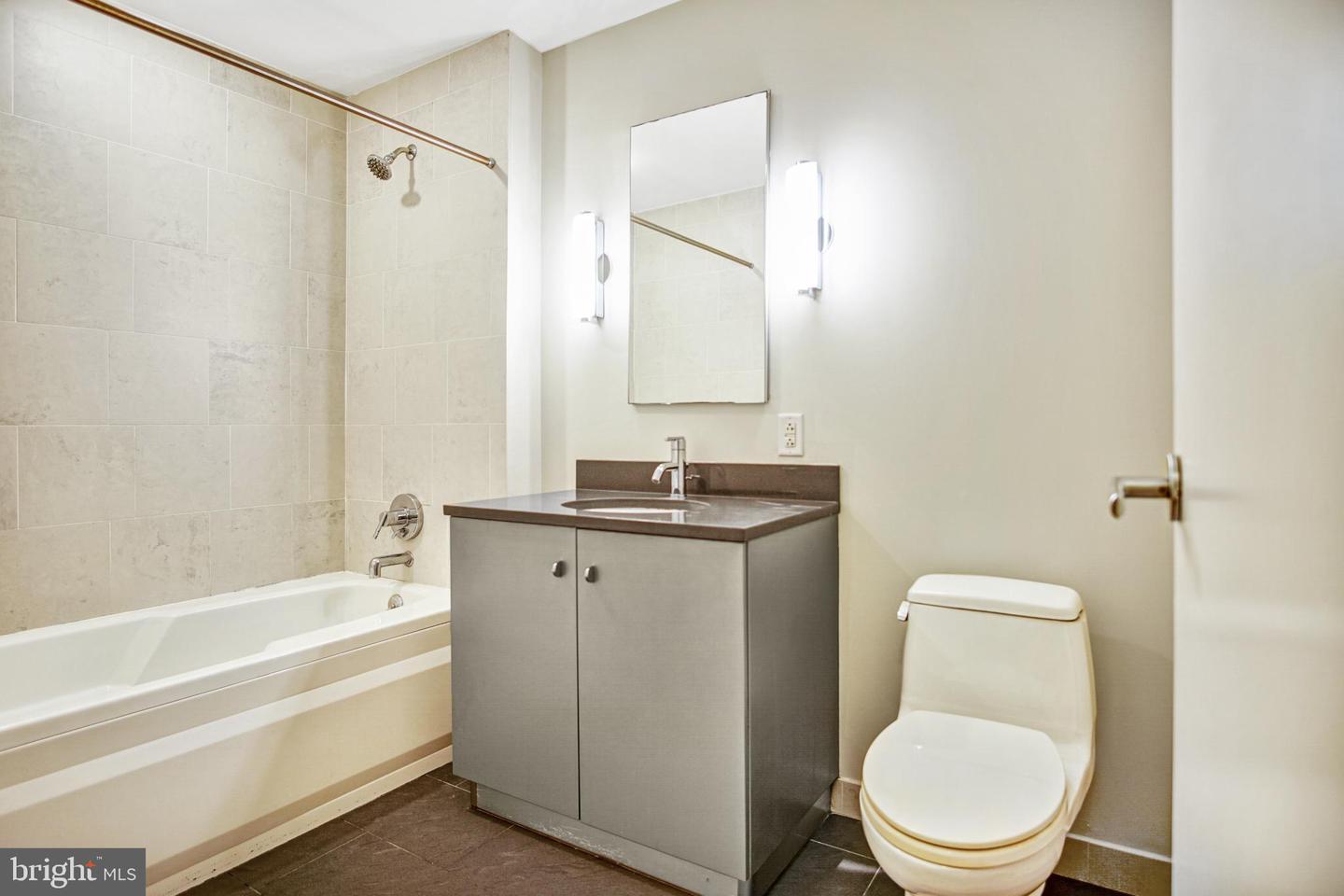 2101 Market St #708 Property Photo 20