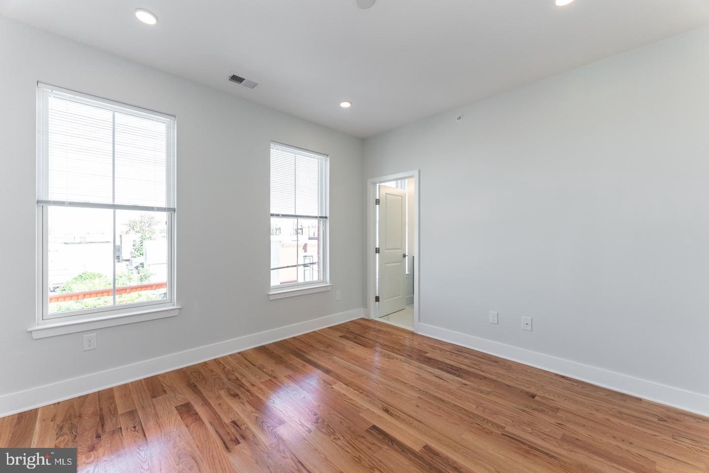 518 W Susquehanna Ave Property Photo 12
