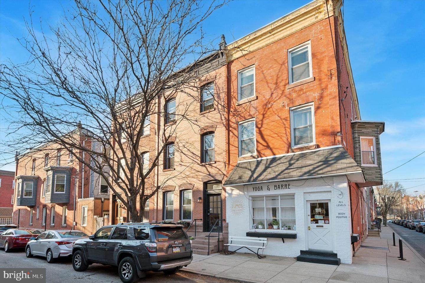 2331 Parrish St Property Photo 2