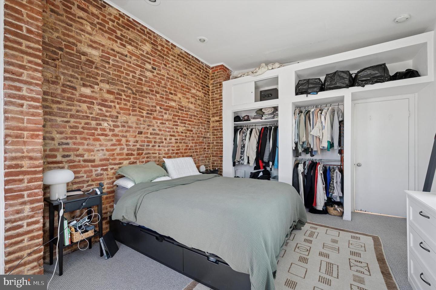 2331 Parrish St Property Photo 18