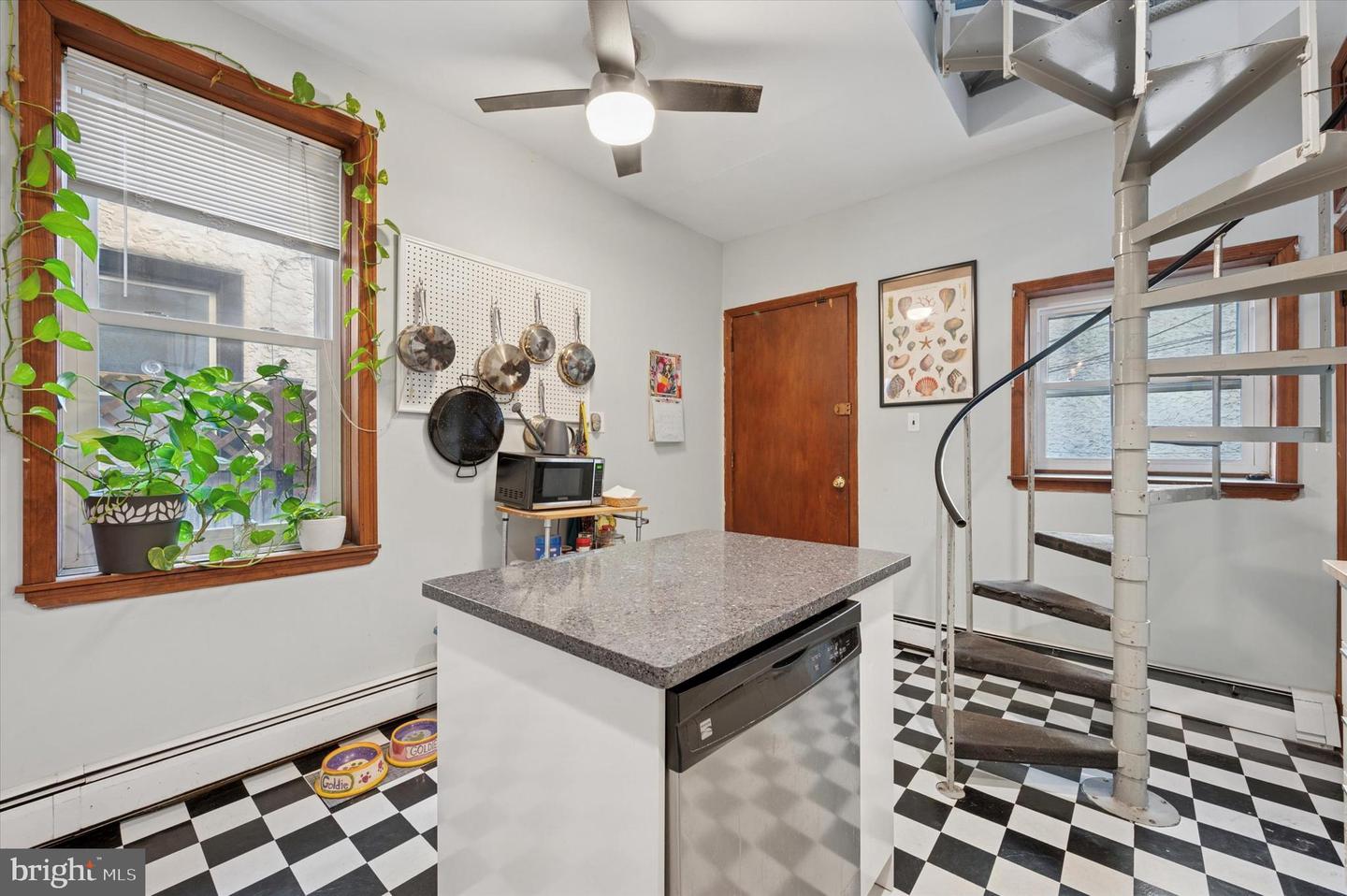 2331 Parrish St Property Photo 32