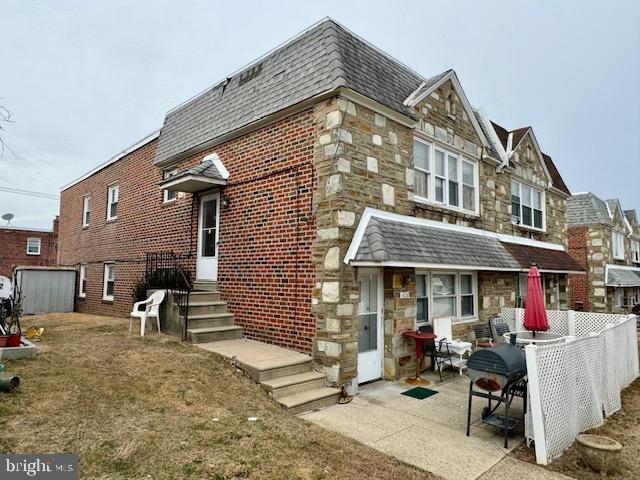 1630 Loney St Property Photo 1