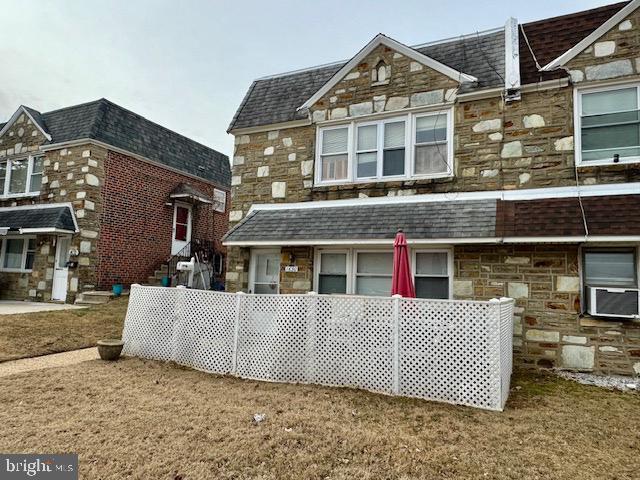 1630 Loney St Property Photo 6