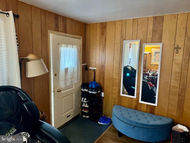 1630 Loney St Property Photo 9