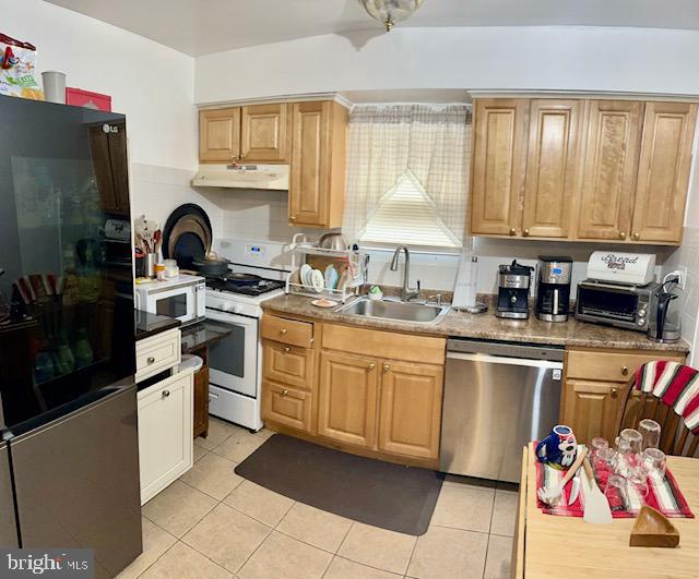 1630 Loney St Property Photo 13